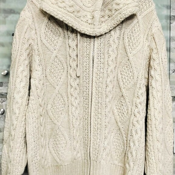 Sweater Image